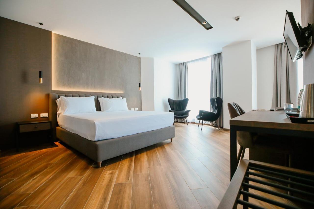 Klajdi Resort & Spa โกเลม ภายนอก รูปภาพ A room at the hotel